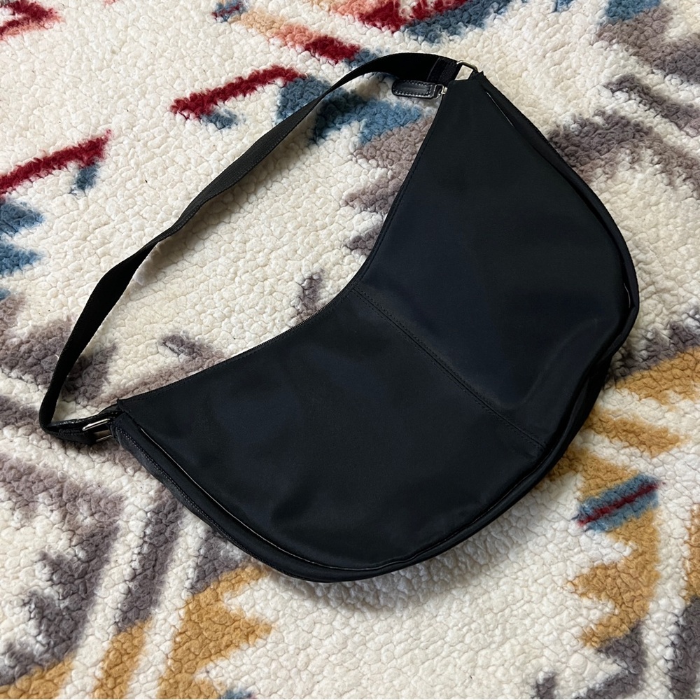 Large Black Sling Shoulder Bag - Picture 2 of 8